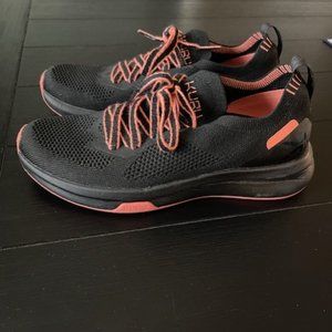 Women's KURU Sneakers
